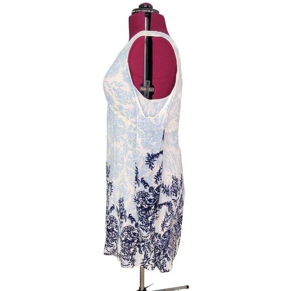 Coco + Jaimeson Blue & White Floral Cold-Shoulder Dress (Size XL) - Picture 3 of 8